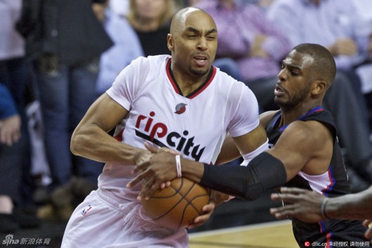 在接发球环 在接发球环