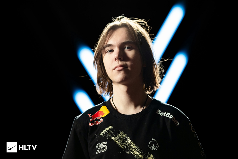 一方面需要 一方面需要